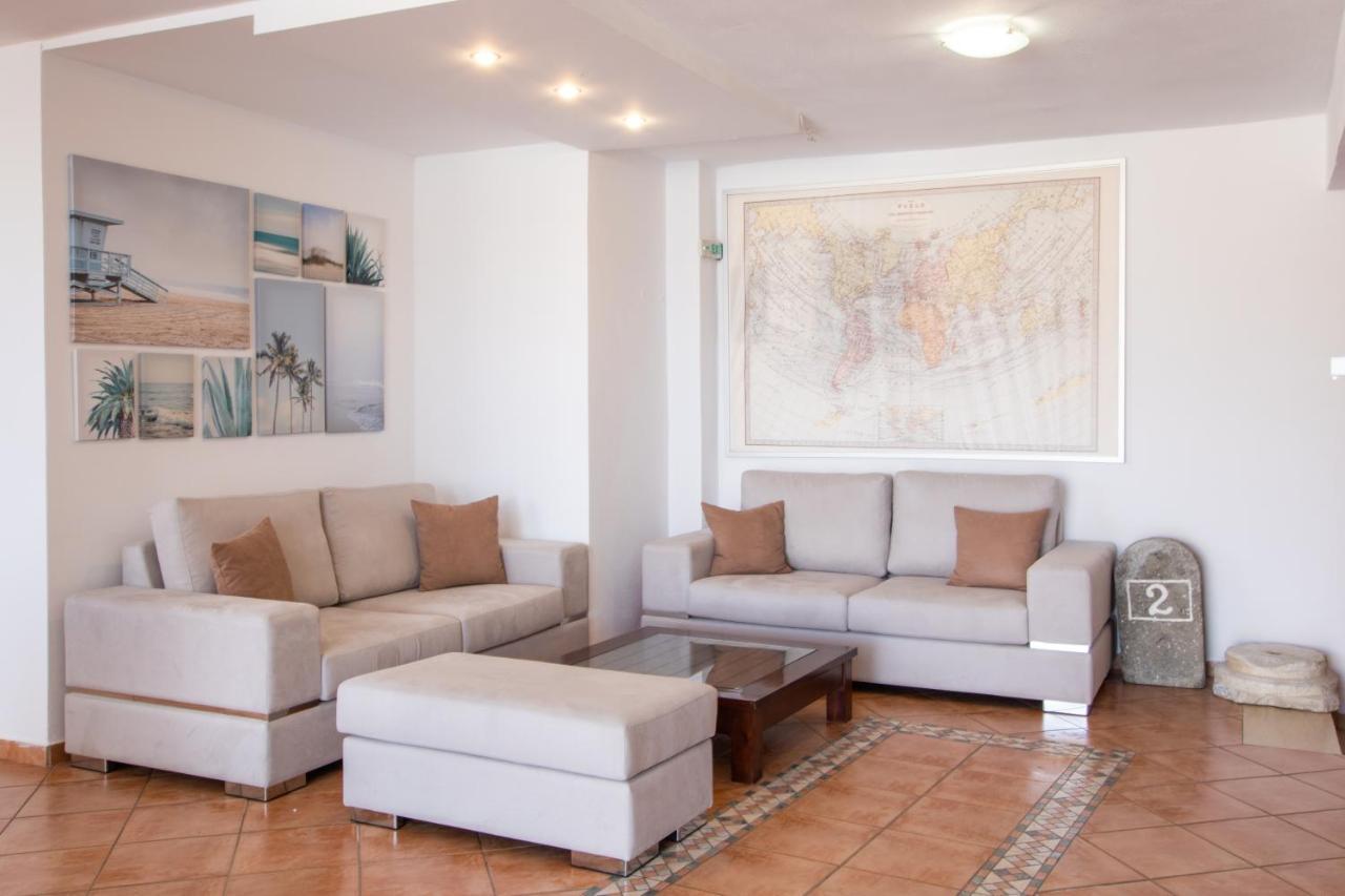 Atlantis Hotel Karpathos Extérieur photo