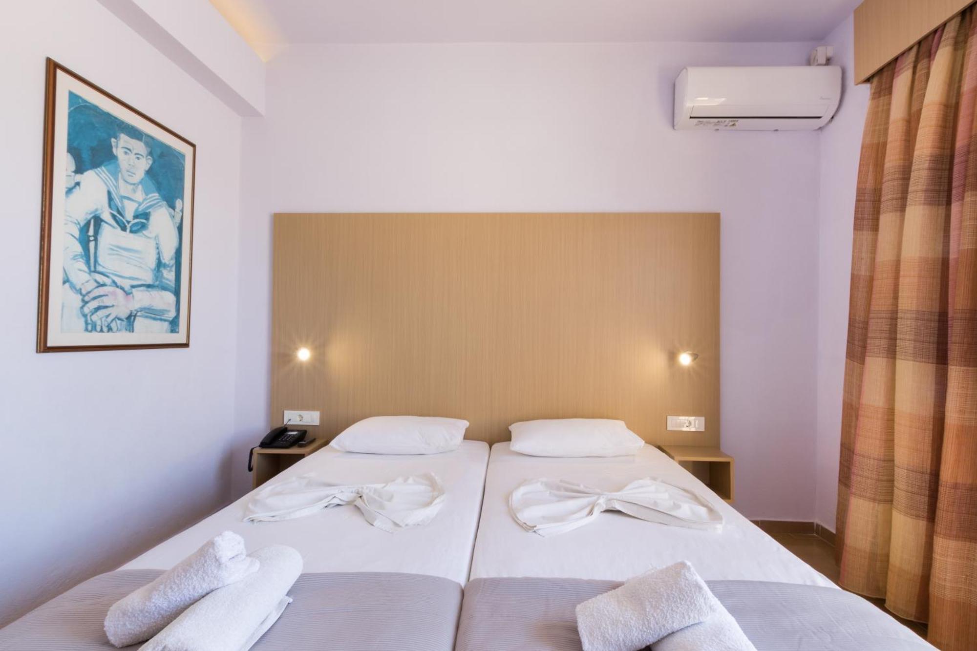 Atlantis Hotel Karpathos Extérieur photo