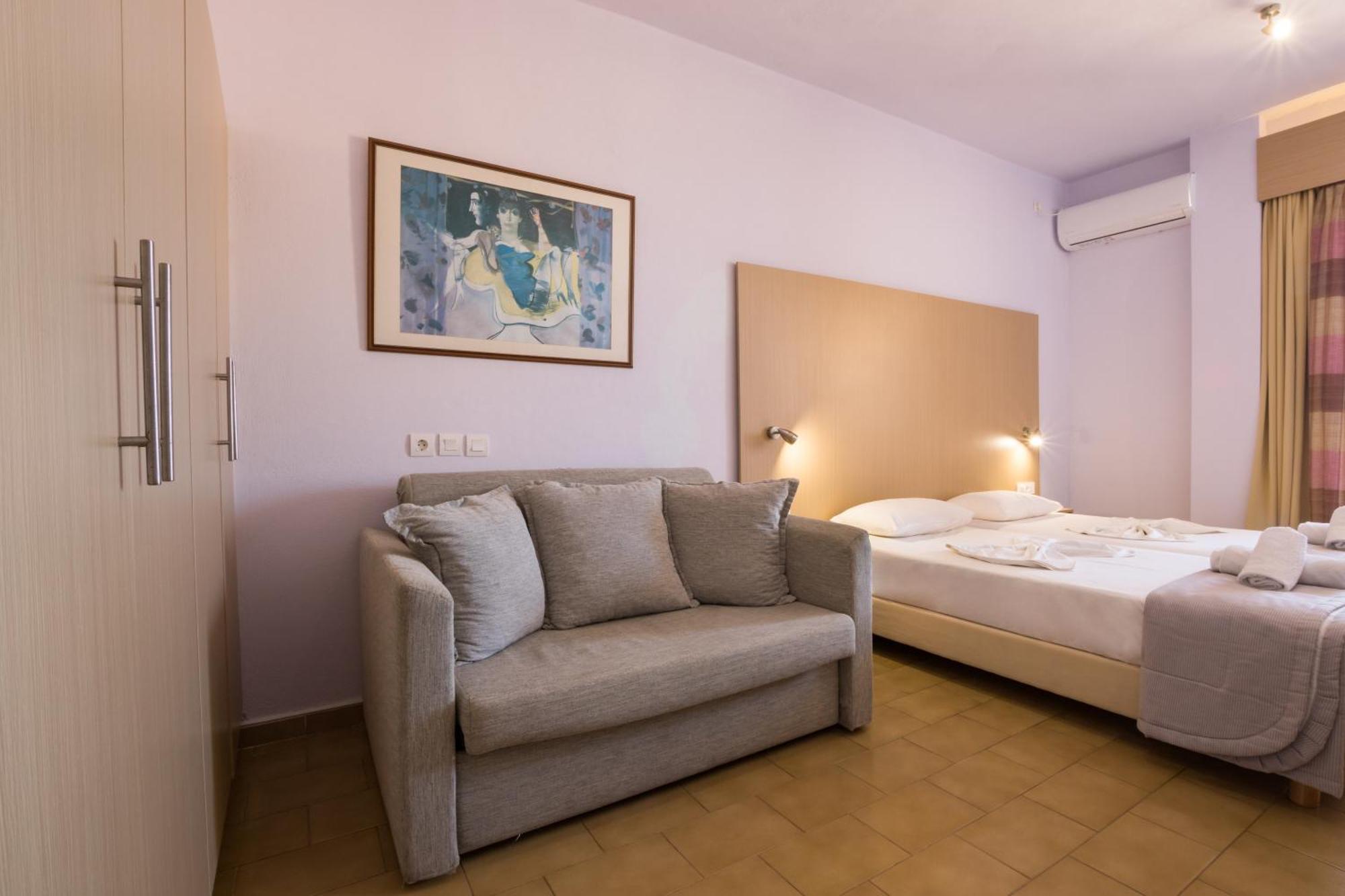 Atlantis Hotel Karpathos Extérieur photo