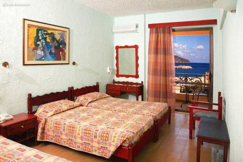 Atlantis Hotel Karpathos Extérieur photo