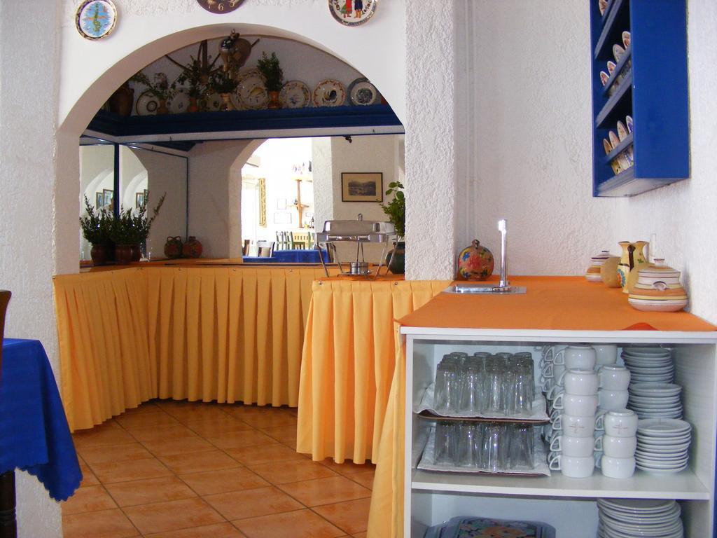 Atlantis Hotel Karpathos Extérieur photo